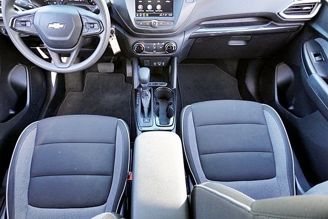 Used 2022 Gray Chevrolet LS image 19