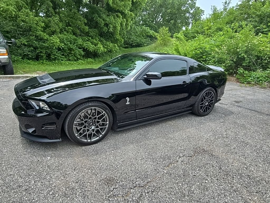 Used 2013 Ford Mustang Shelby GT500 with VIN 1ZVBP8JZXD5221661 for sale in Kansas City