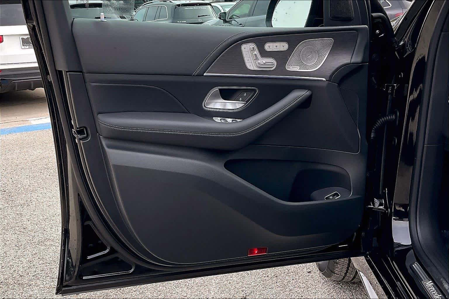 New 2026 Black Mercedes-Benz GLE 350 image 11