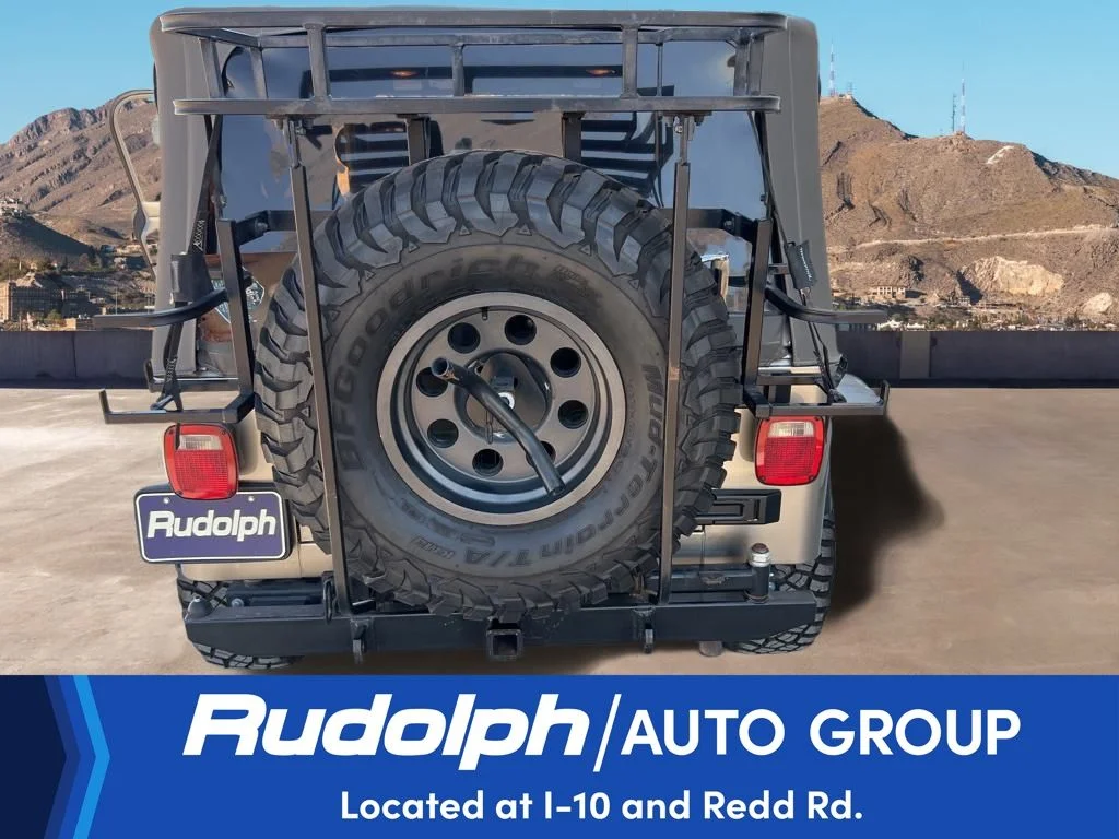 Used 2006 Light Khaki Metallic Jeep Unlimited Rubicon image 12