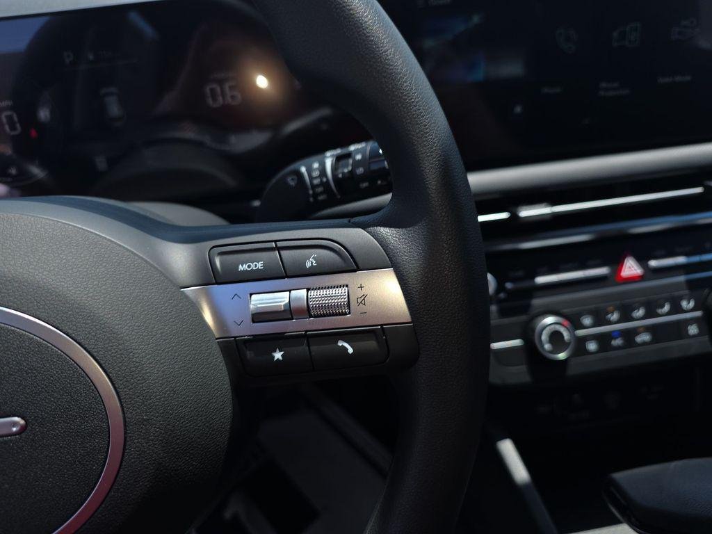New 2026 Black Hyundai SE FWD image 15
