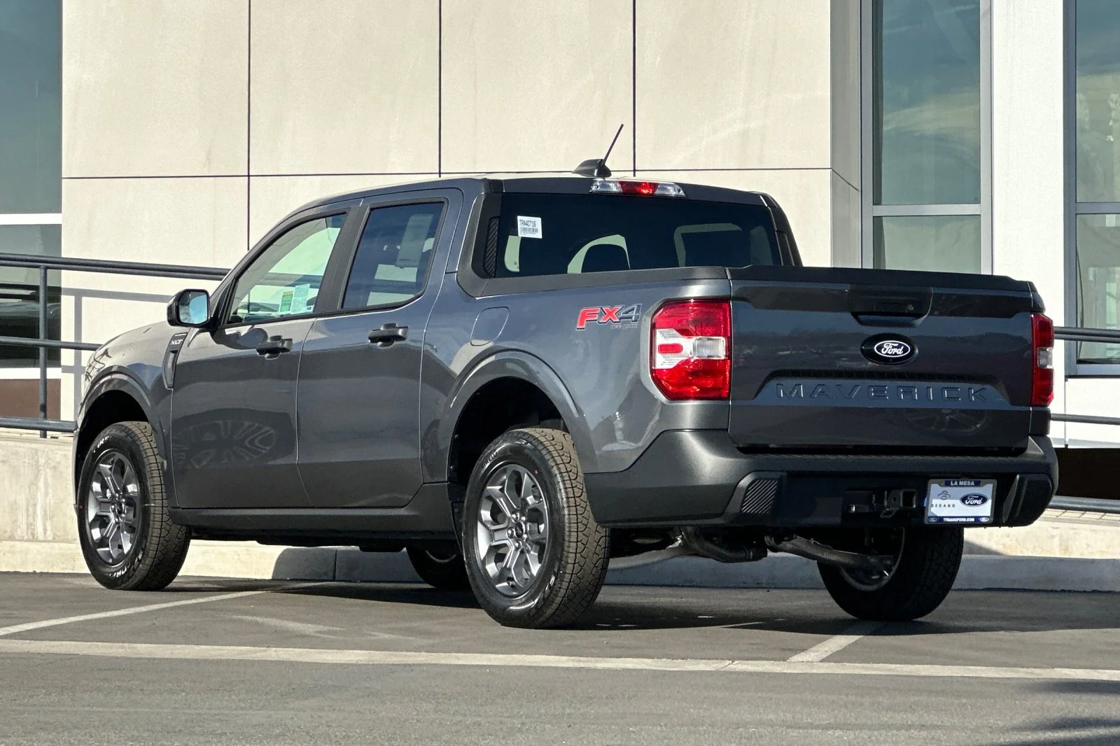 New 2026 Carbonized Gray Metallic Ford XLT image 5