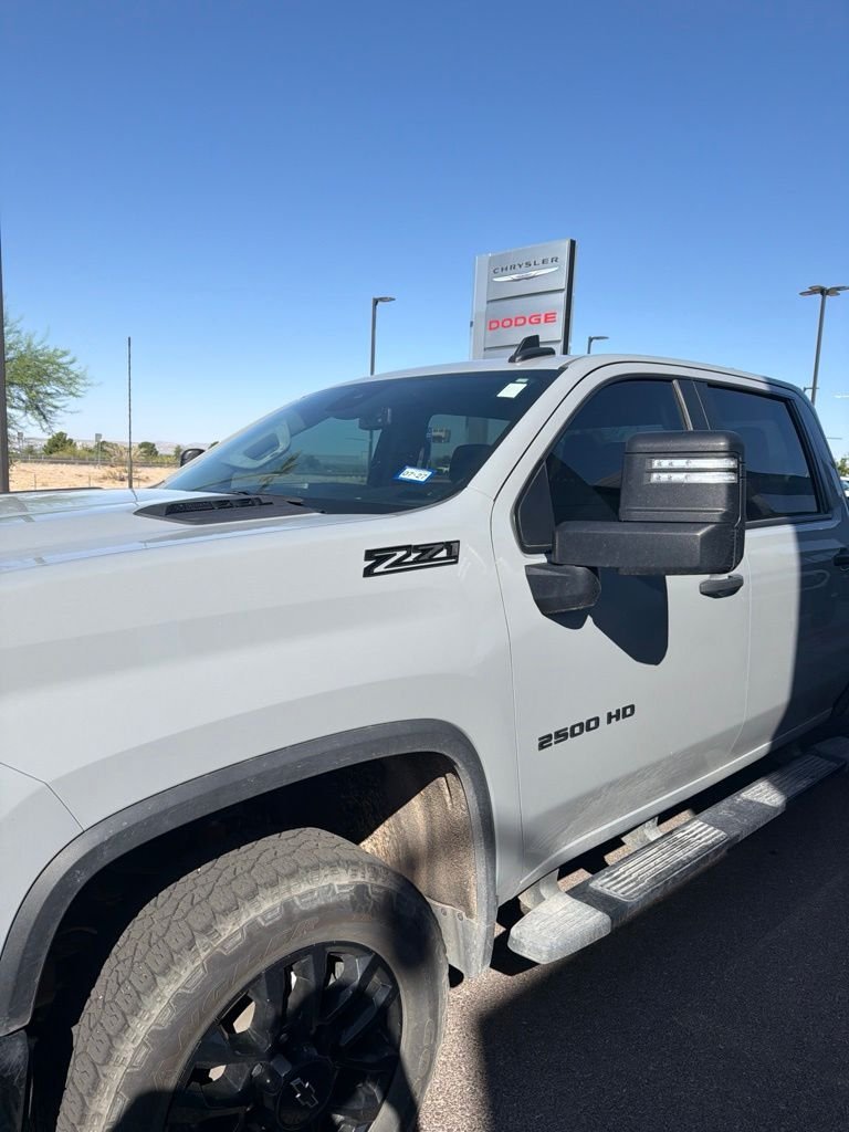 Used 2025 Gray Chevrolet Custom image 2