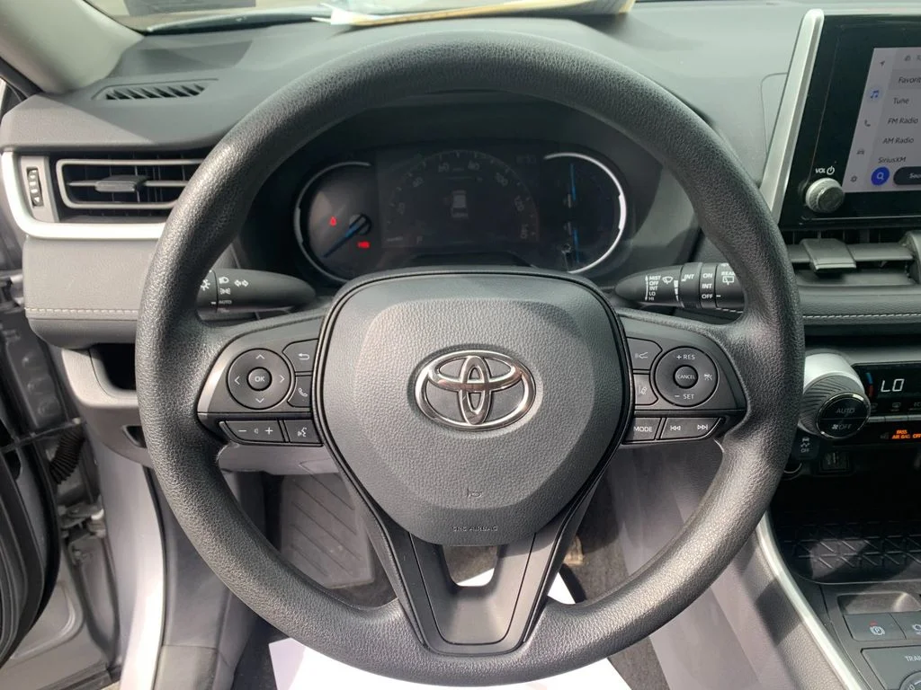 Used 2025 Silver Toyota XLE image 26
