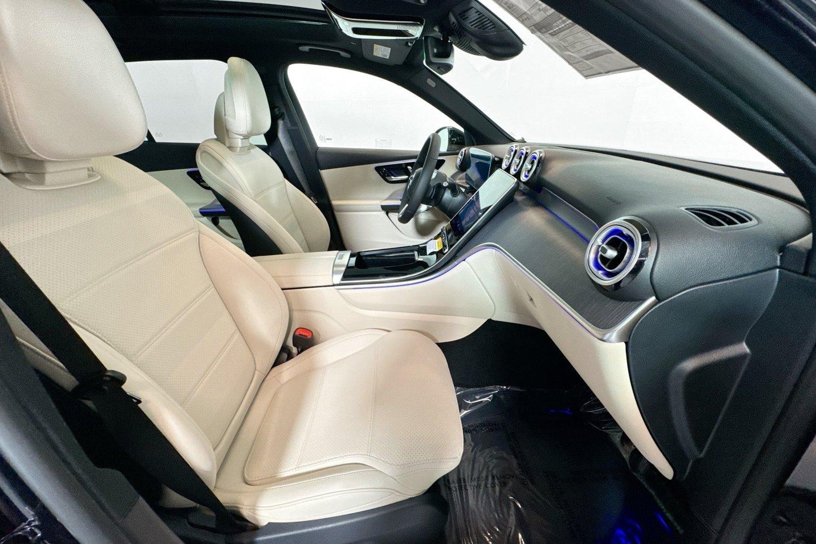 New 2026 Black Mercedes-Benz GLC 300 image 26