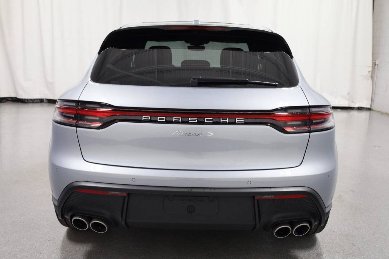 Used 2026 Dolomite Silver Metallic Porsche S image 7