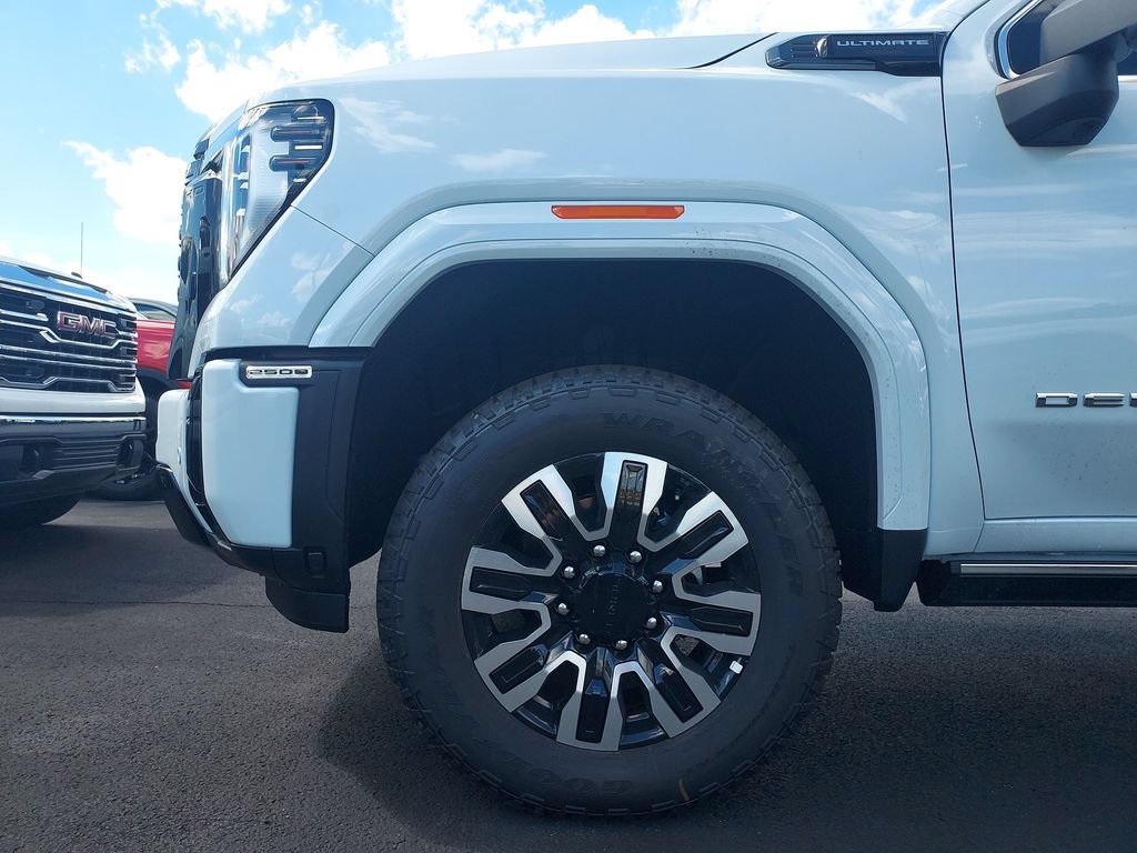 2026 GMC Sierra 2500HD Denali Ultimate - Photo 16