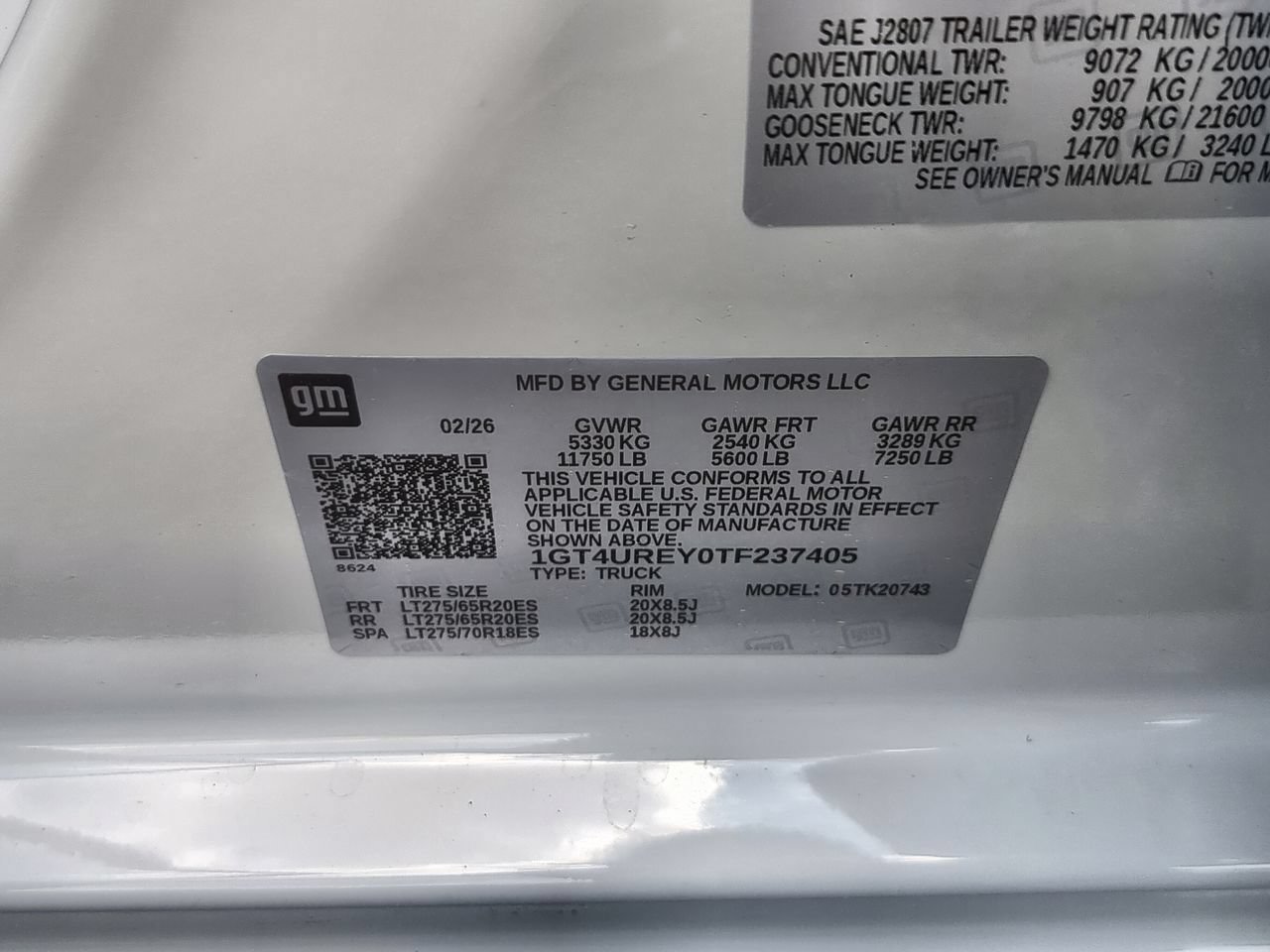 New 2026 Summit White GMC Denali image 35
