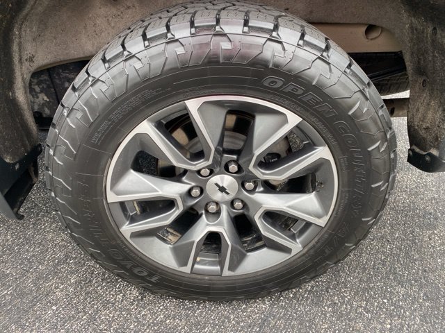 Used 2023 Sterling Gray Metallic Chevrolet RST image 9