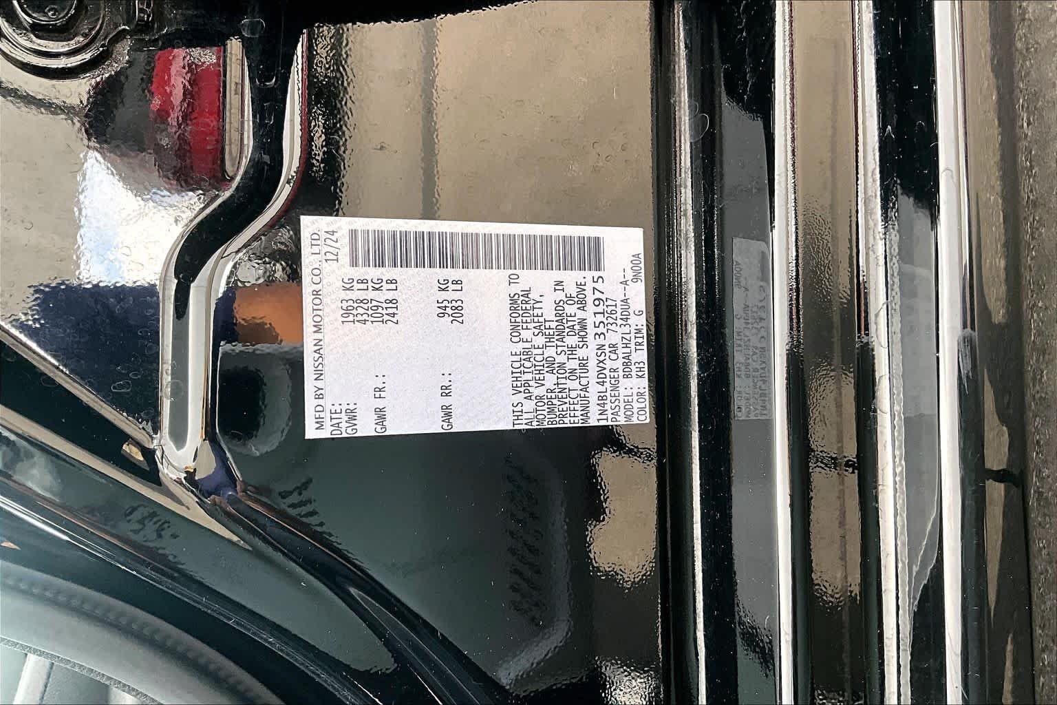 Certified Used 2025 Super Black Nissan SV image 33
