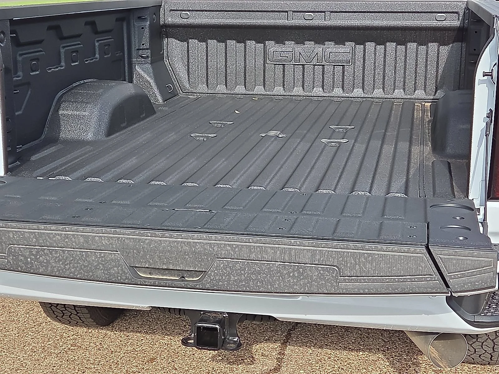 New 2026 Glacier White Tricoat GMC Denali image 8