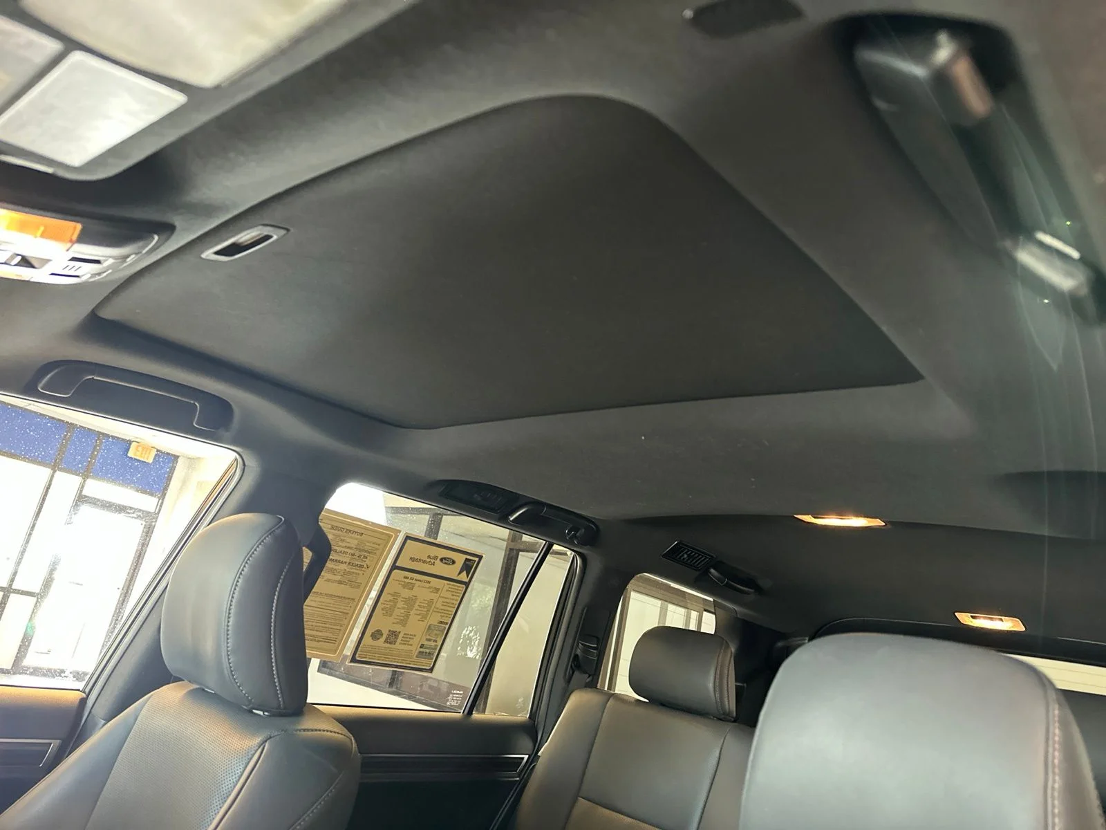 Used 2022  Lexus 460 image 26
