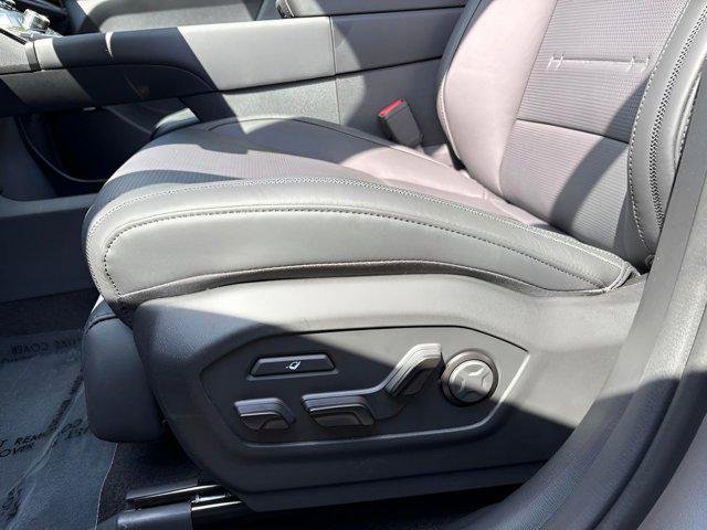 2026 Hyundai Santa Fe Calligraphy - Photo 11