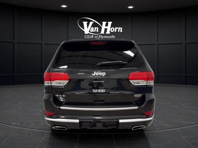 Used 2015 Brilliant Black Crystal Pearlcoat Jeep Summit image 6