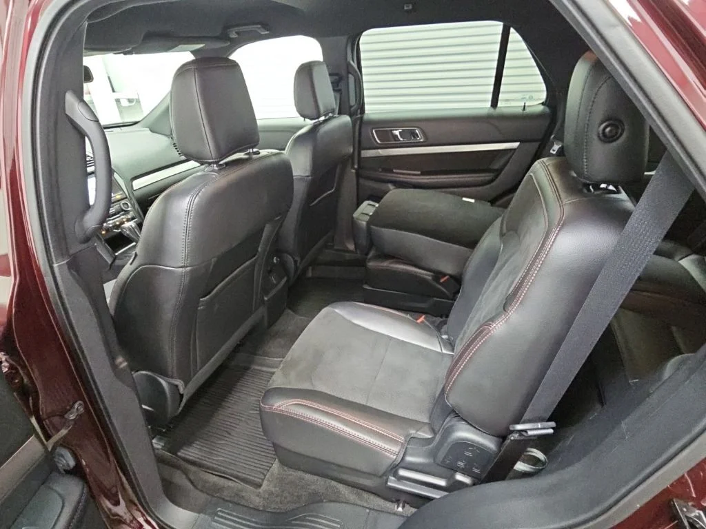Used 2018 Red Ford XLT image 32