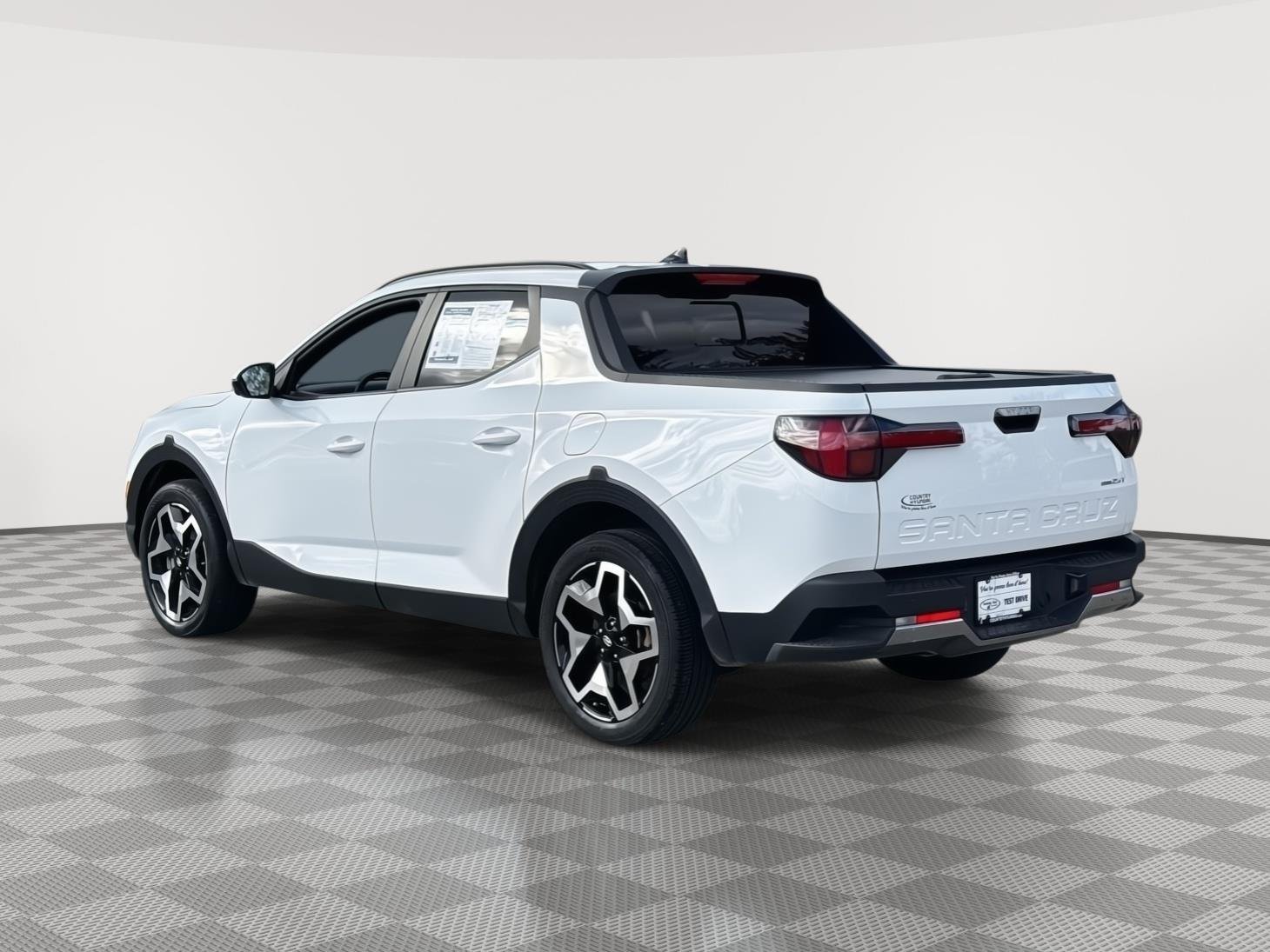Used 2024 Atlas White Hyundai Limited image 7