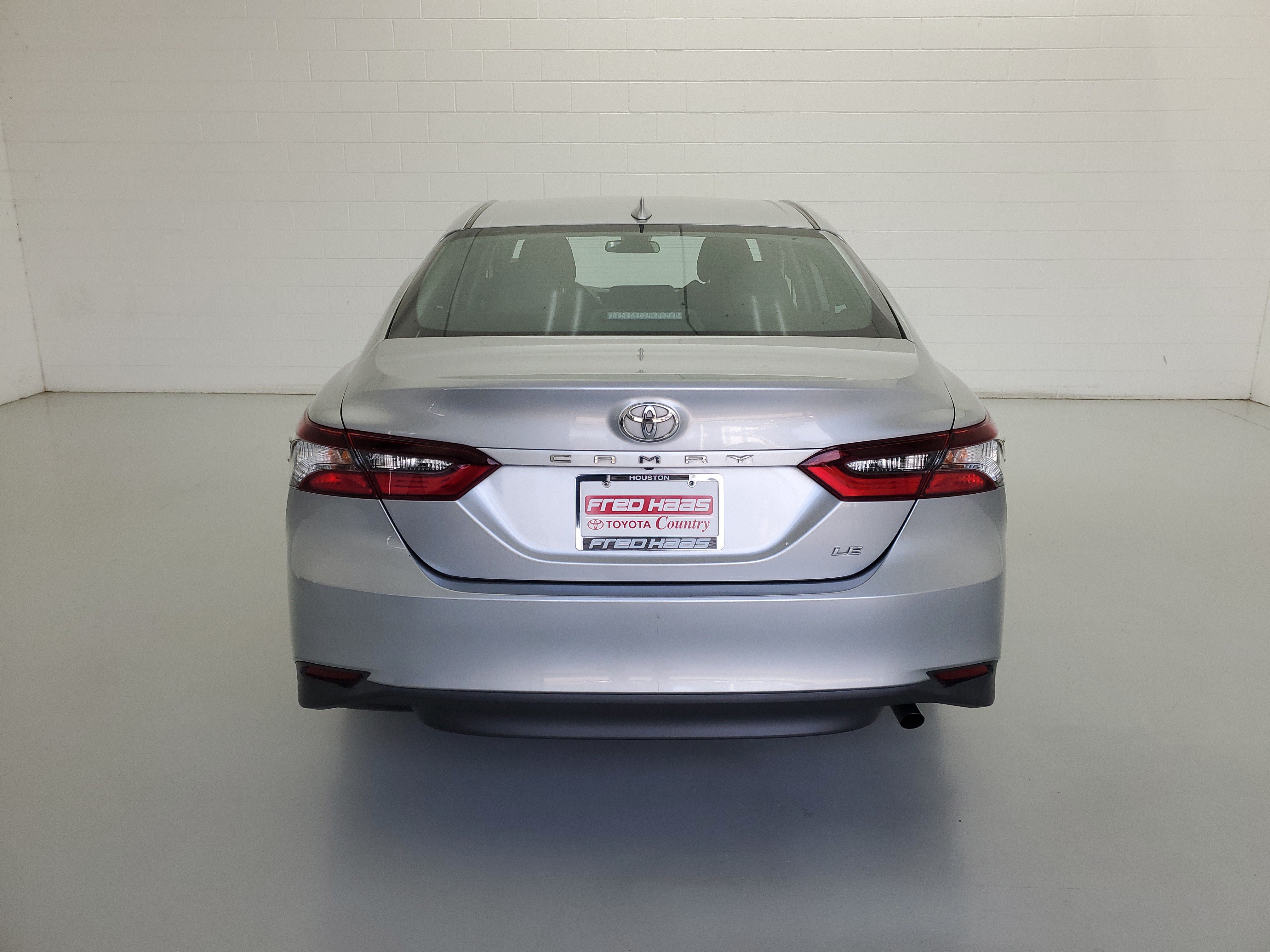Used 2022 Celestial Silver Metallic Toyota LE image 6