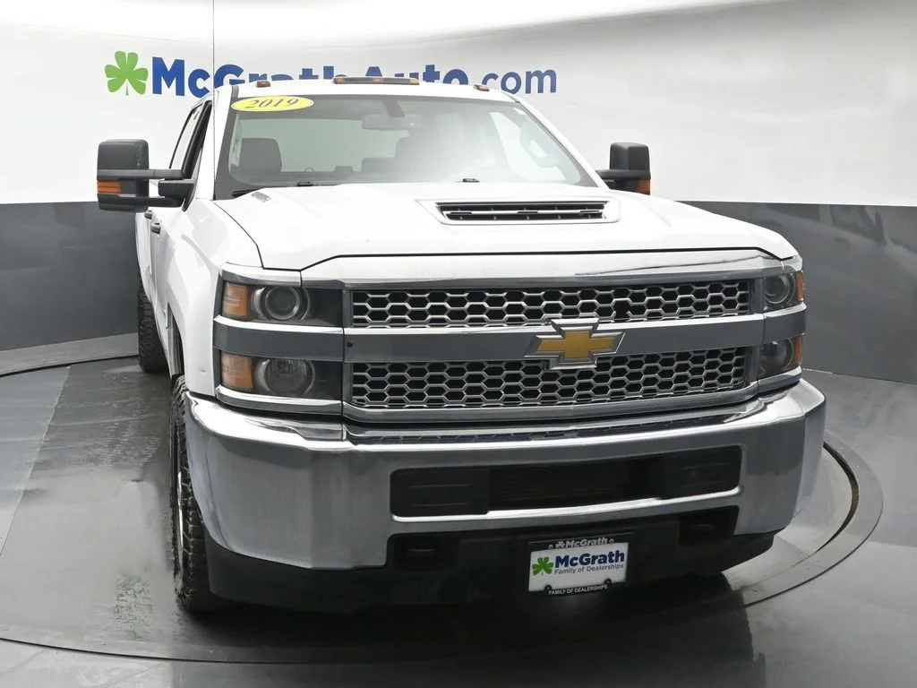 Used 2019 White Chevrolet Work Truck image 5