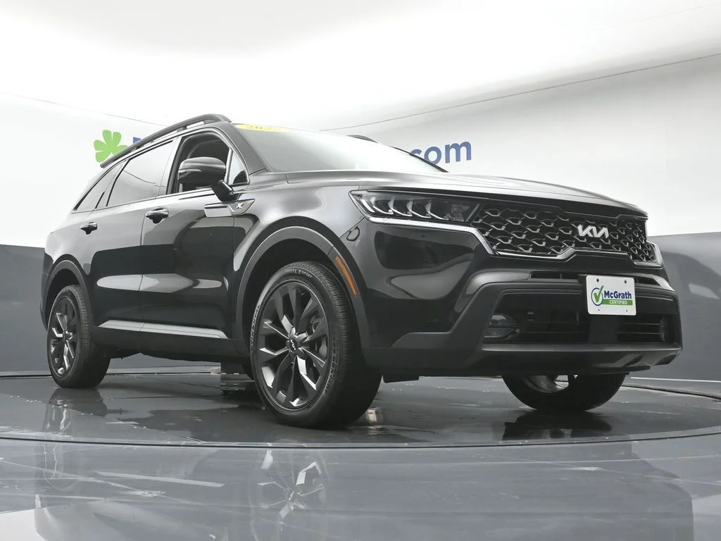 Used 2023 Black Kia X-Line EX image 30