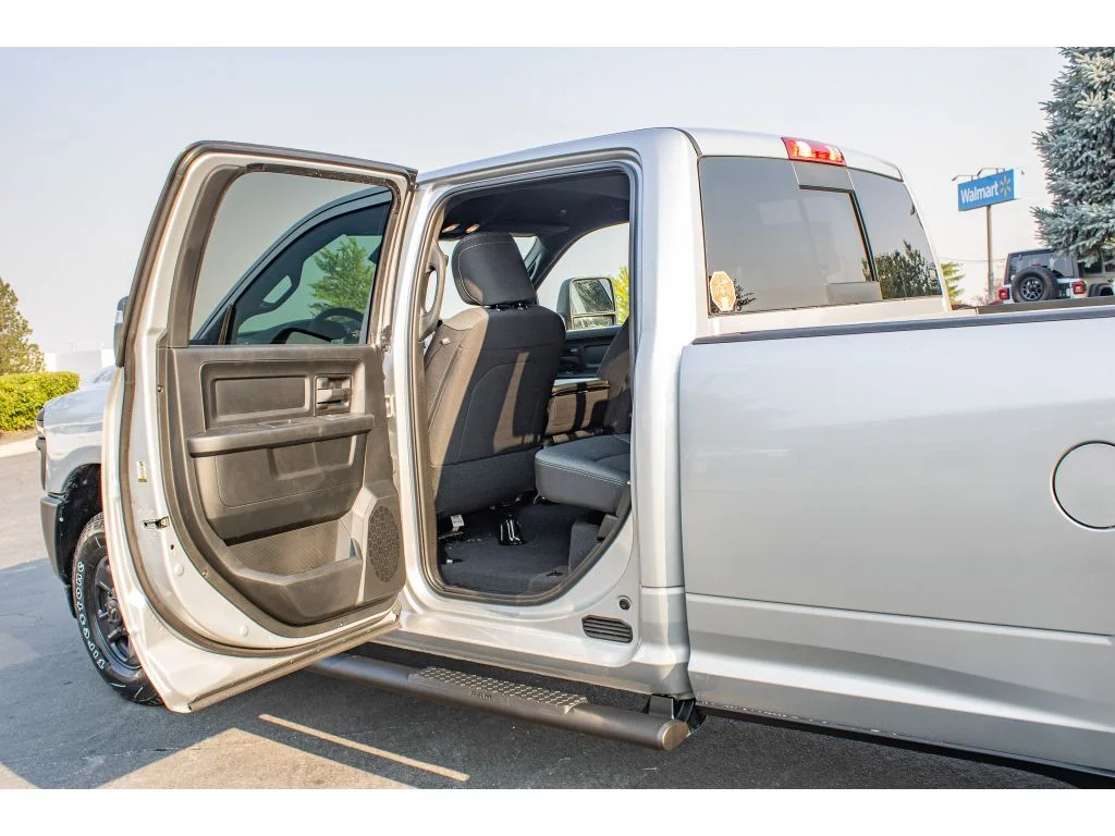 New 2026 SILVER ZYNITH Ram Tradesman image 13