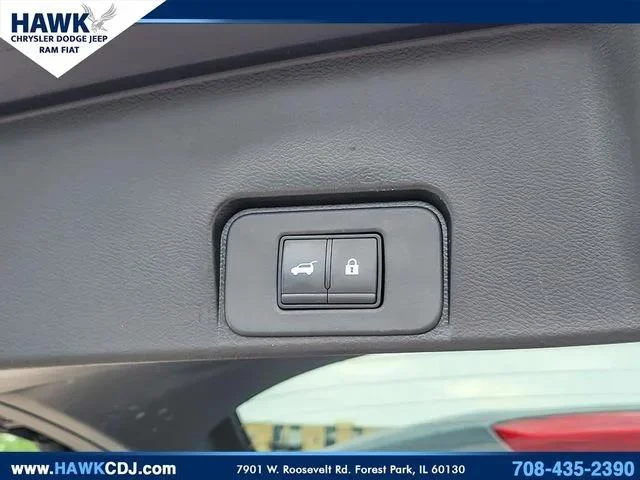 Used 2023 Gray Nissan SL image 29