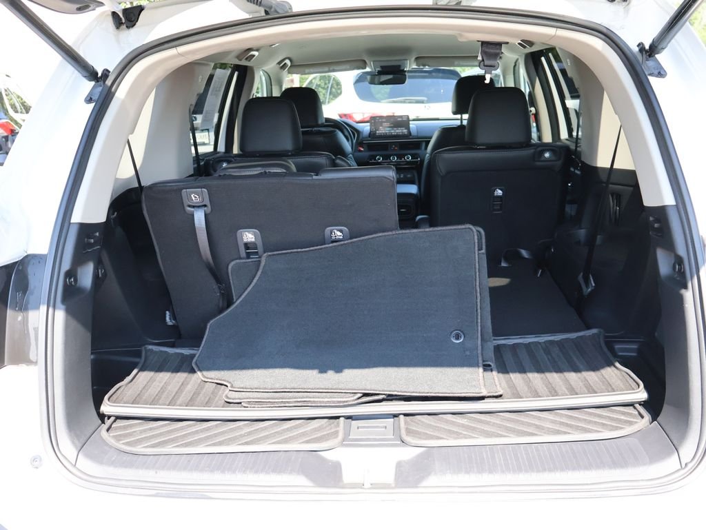 Used 2023 White Honda EX-L image 16