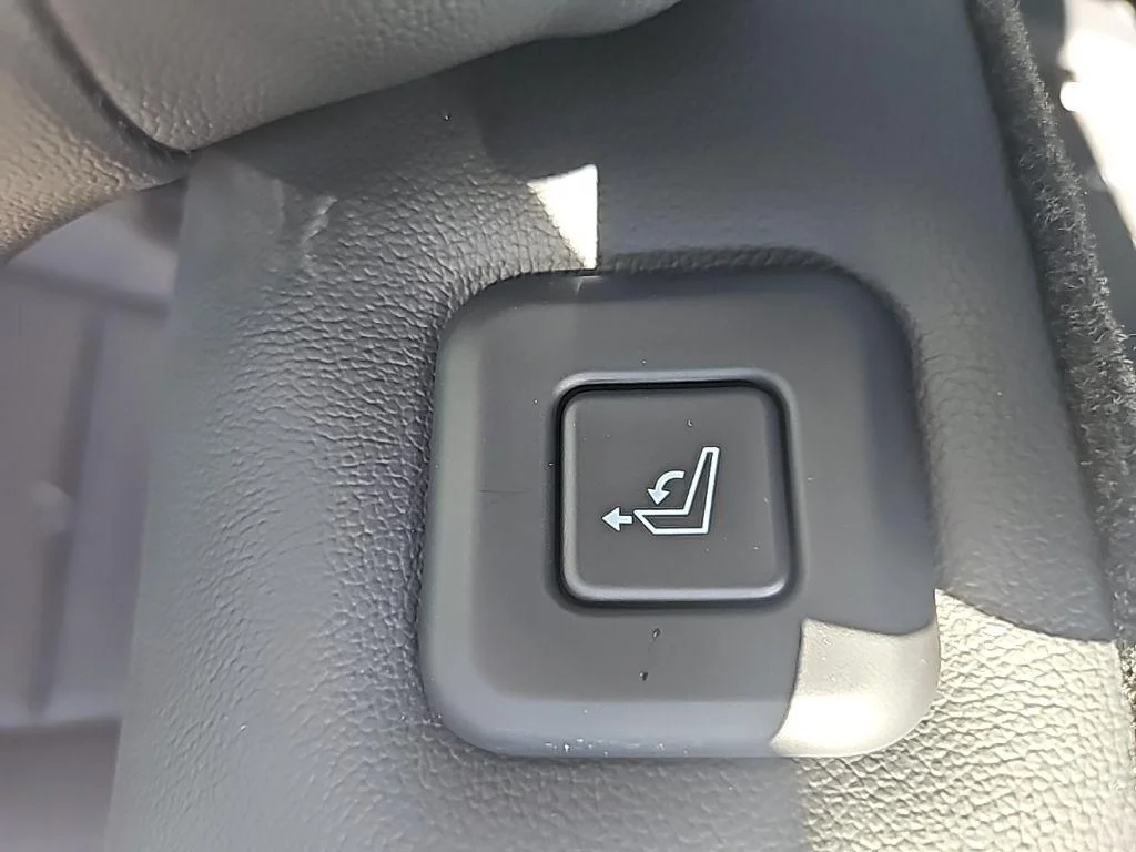 2026 Hyundai Santa Fe Limited - Photo 36