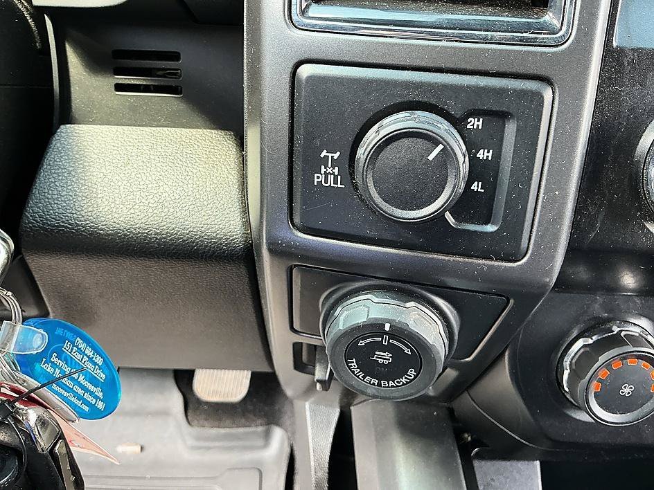 Used 2020 Gray Metallic Ford XLT image 18