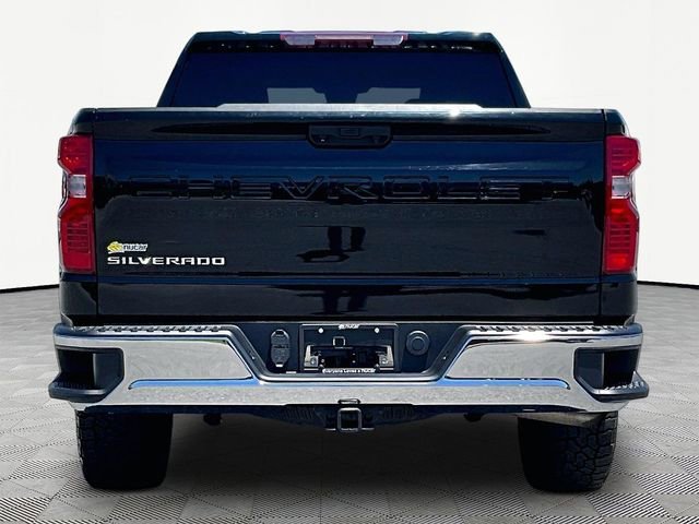 Used 2022 Black Chevrolet LT image 5
