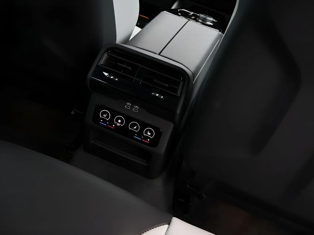 Used 2027 Frozen Deep Grey Metallic BMW Touring image 14