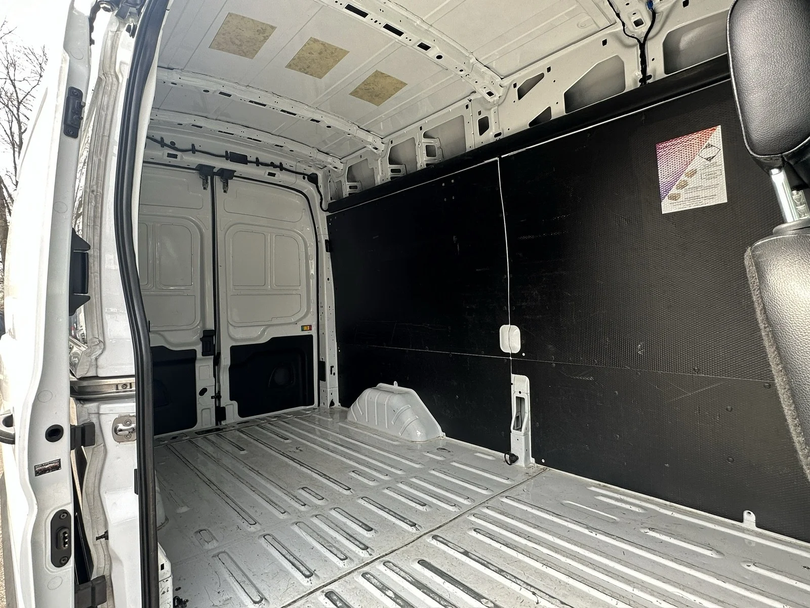 Used 2022 Oxford White Ford T-250 148