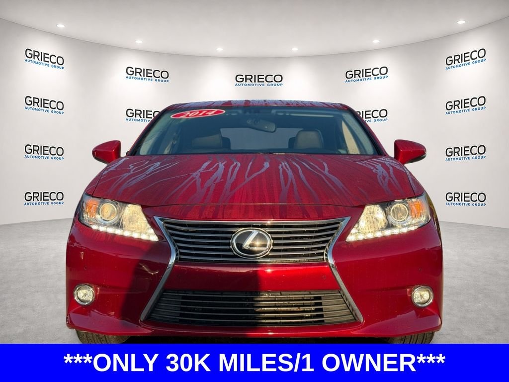 Used 2014 Red Lexus 350 image 2