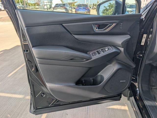 New 2026 CRYSTAL BLACK SILICA Subaru Limited 8-Passenger image 16