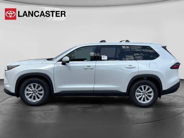 New 2026 Wind Chill Pearl <sup>1</sup> Toyota  XLE image 4