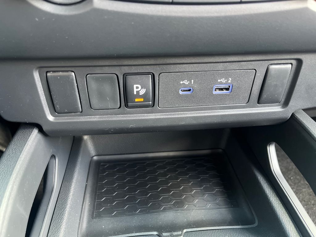 New 2026 Glacier White Nissan Crew Cab SV image 29