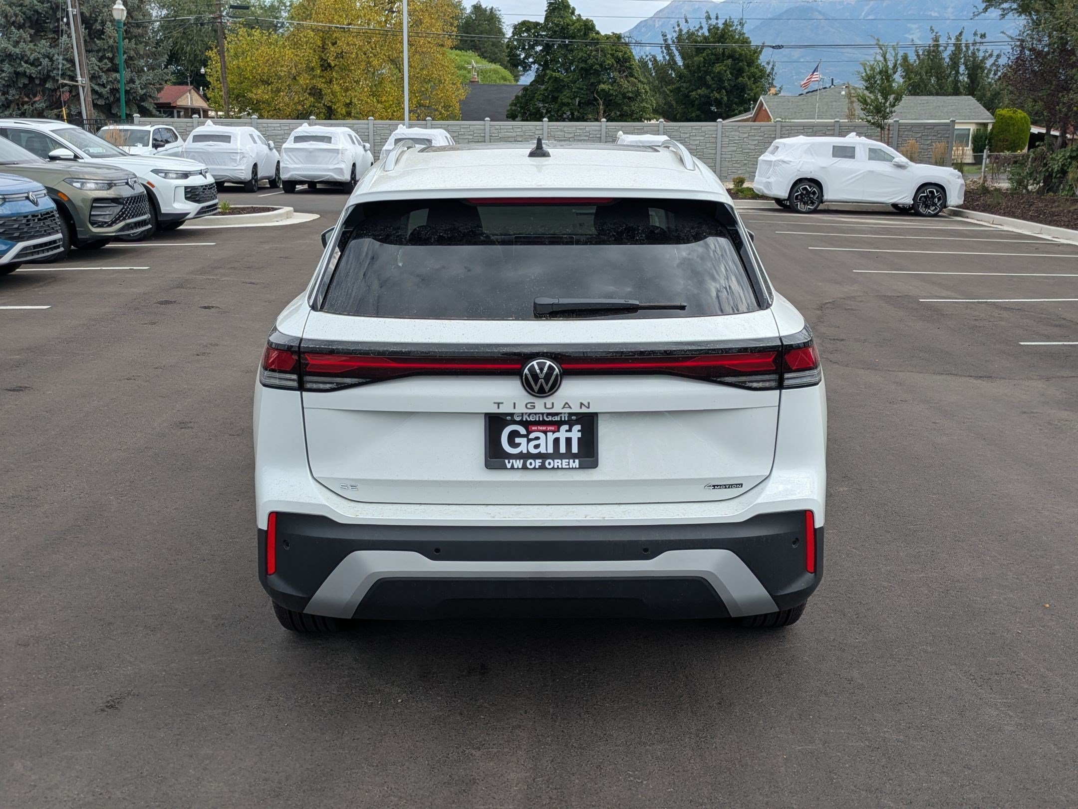 New 2026 Pure White Volkswagen SE image 4