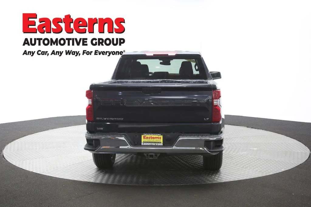 Used 2022 Gray Chevrolet LT image 37