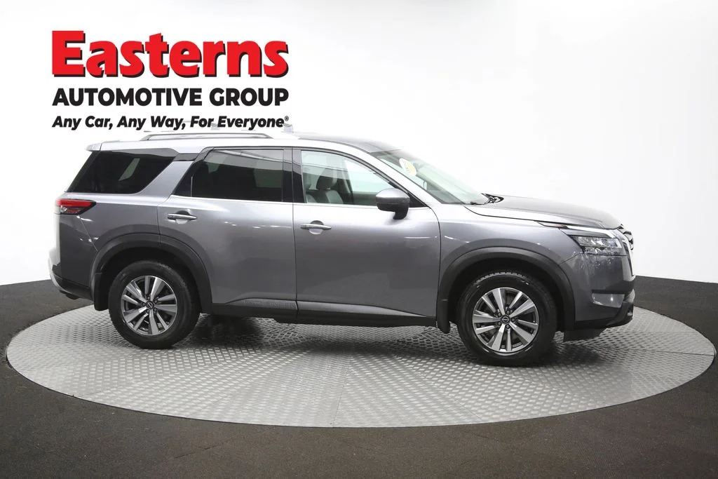 Used 2023 Gray Nissan SL image 46