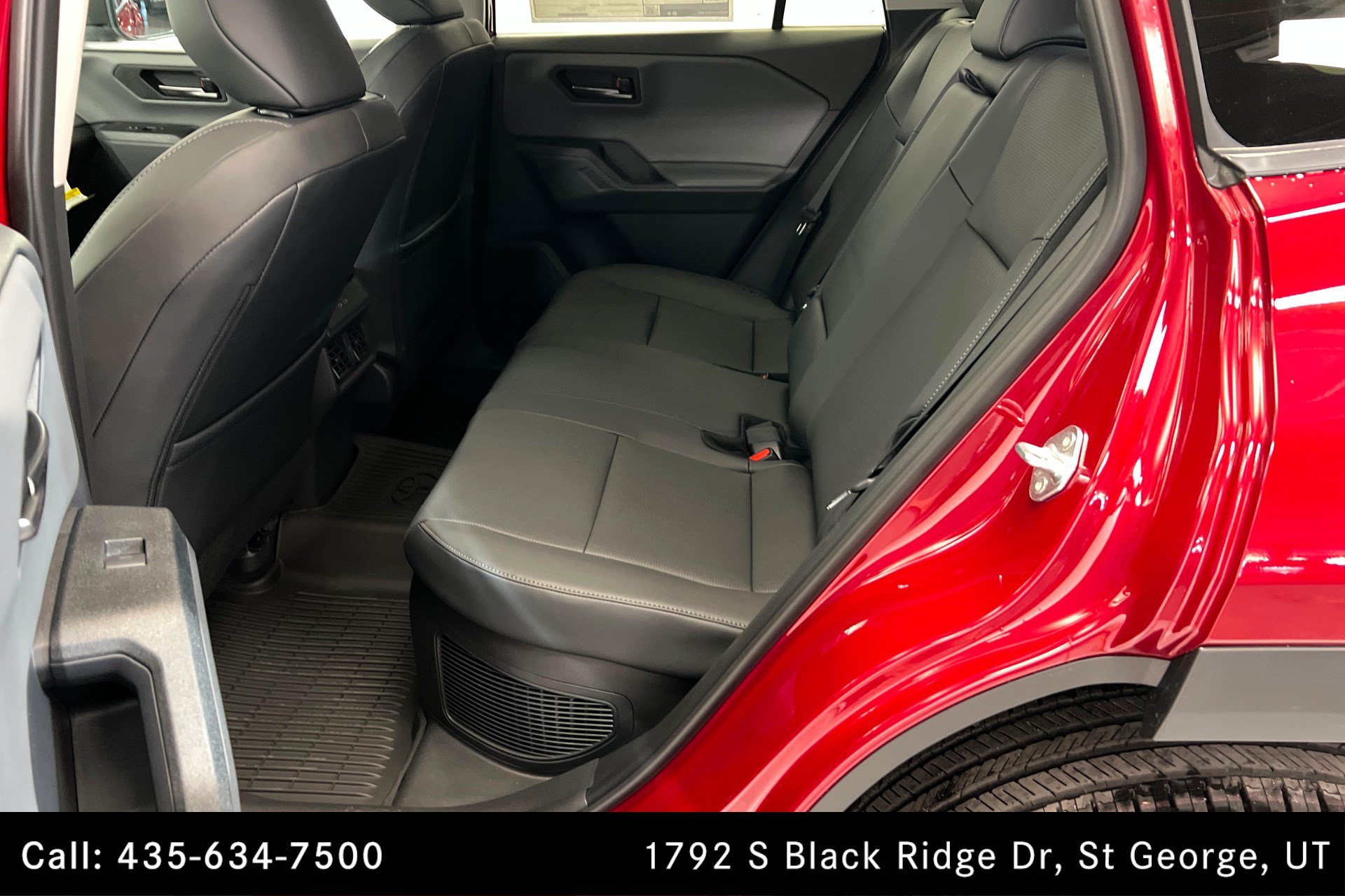 Used 2024 Summit White Buick Sport Touring image 22