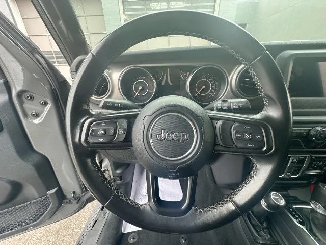 Used 2020 Gray Jeep Unlimited Sport image 16
