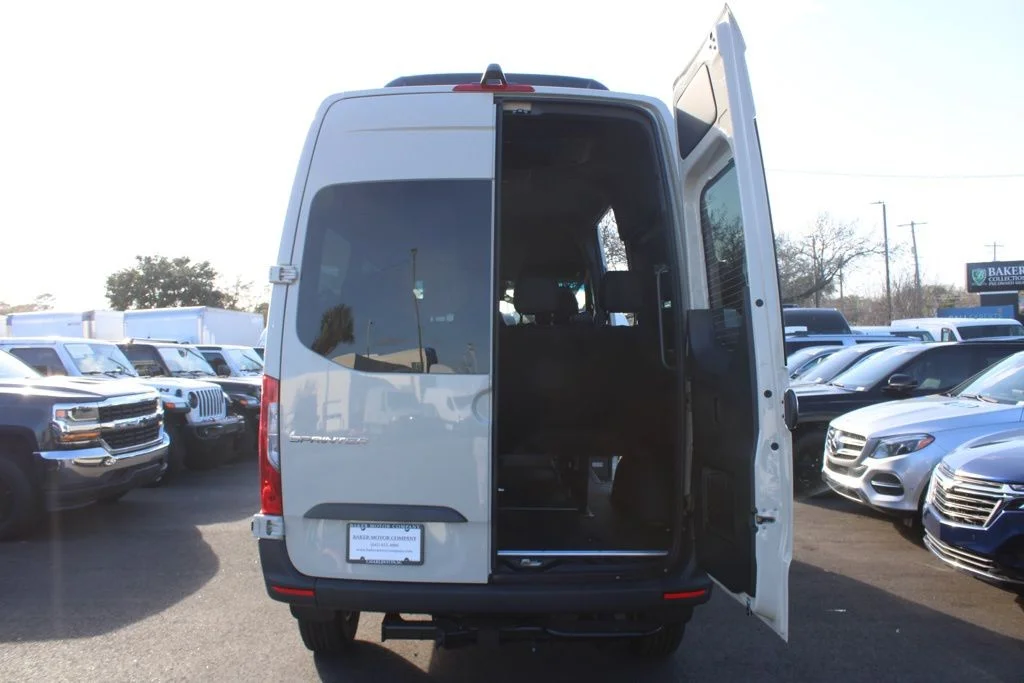 New 2026 Pebble Gray Mercedes-Benz 12 Passenger 144 WB image 26