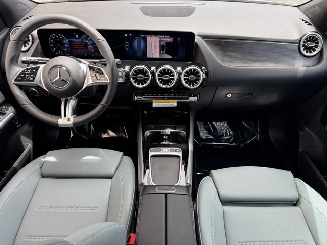 New 2026 Polar White Mercedes-Benz GLA 250 image 4