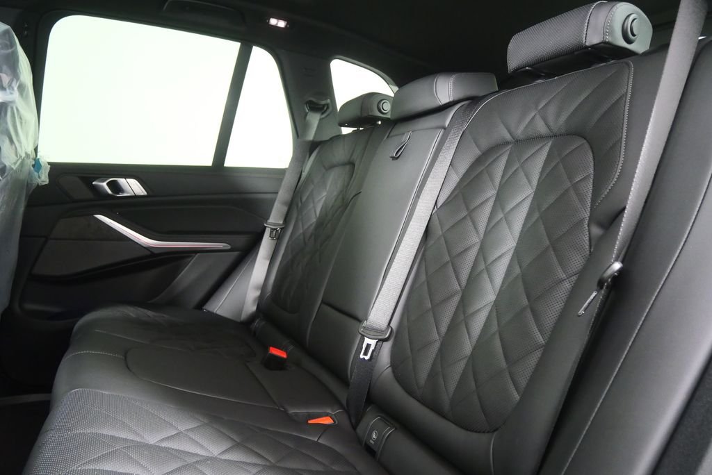 Used 2026 Dravit Grey Metallic BMW xDrive50e image 16