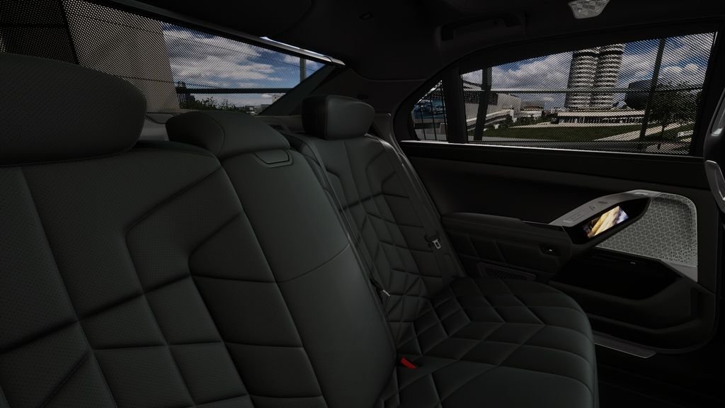 Used 2026 Black Sapphire Metallic BMW 750e xDrive image 38