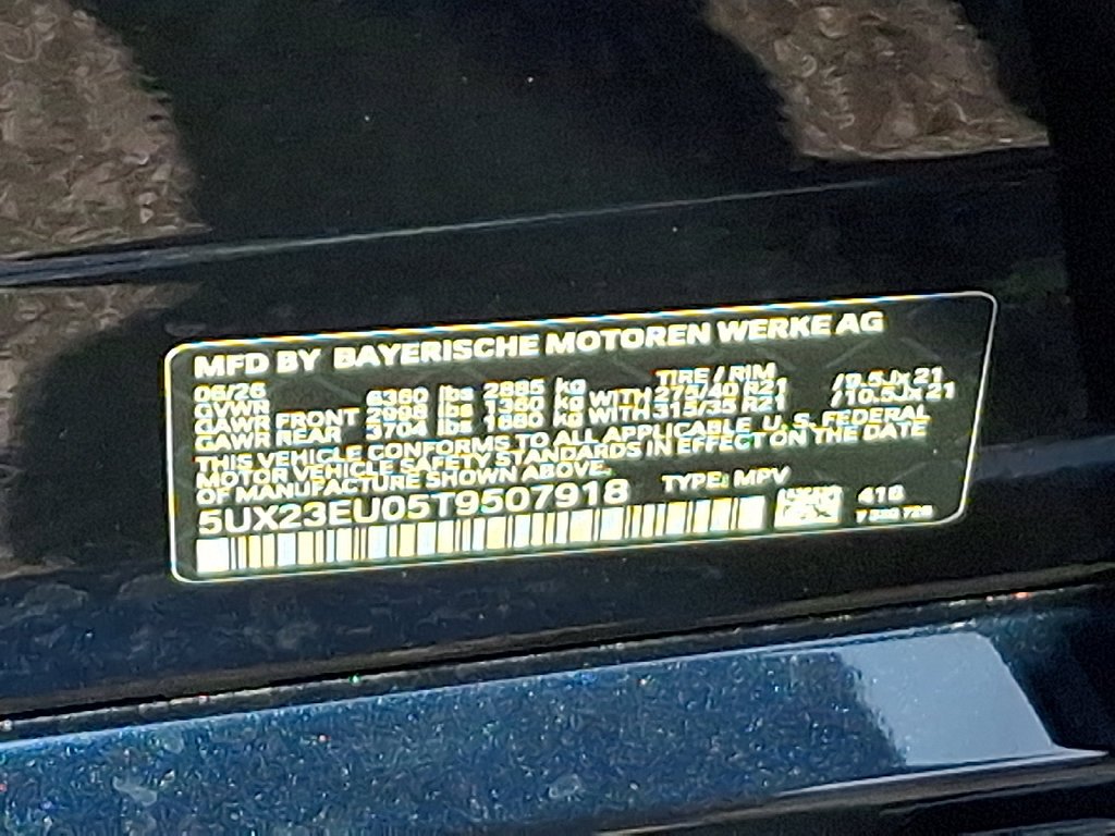 New 2026 Carbon Black Metallic BMW xDrive40i image 10
