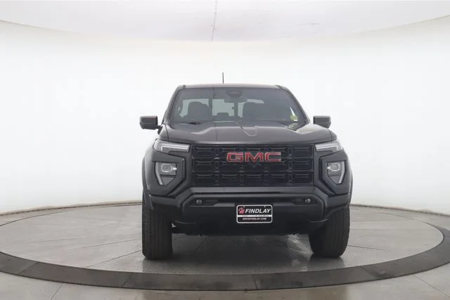 Used 2024 Black GMC Elevation image 9
