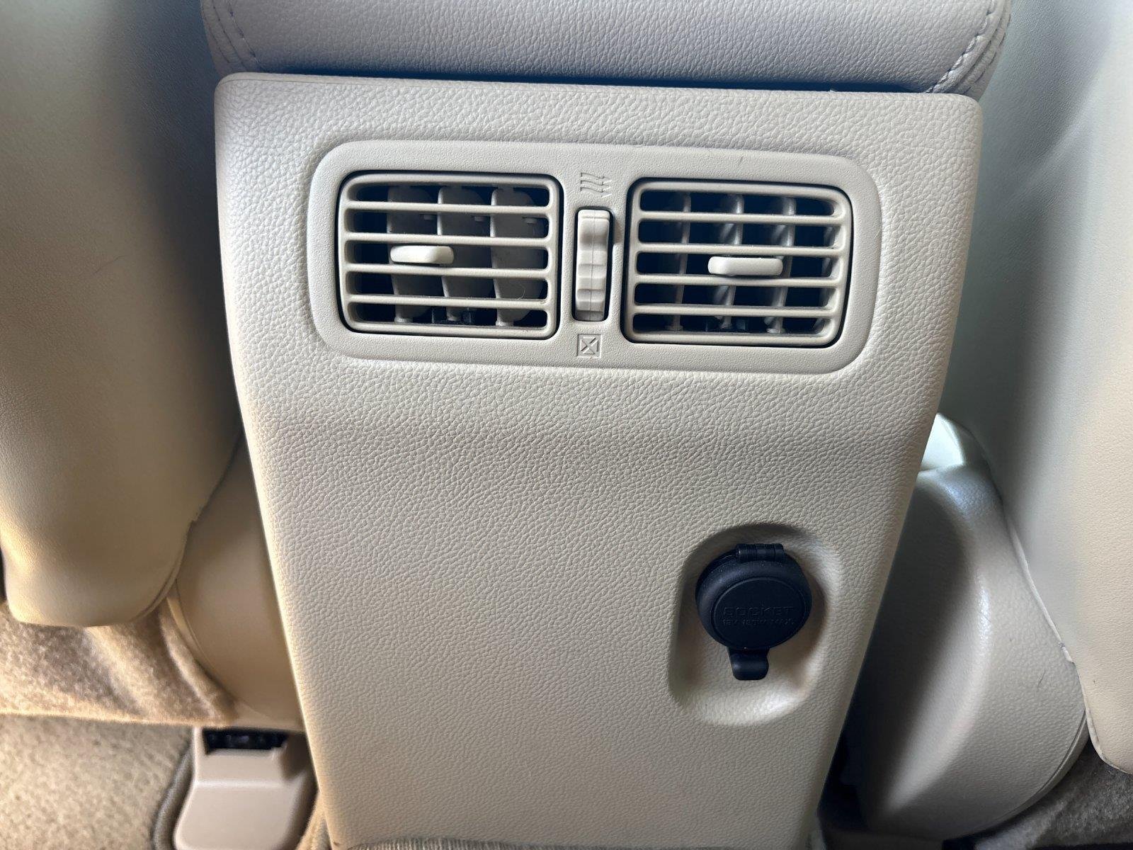 Used 2013 Moonlight White INFINITI Base image 34
