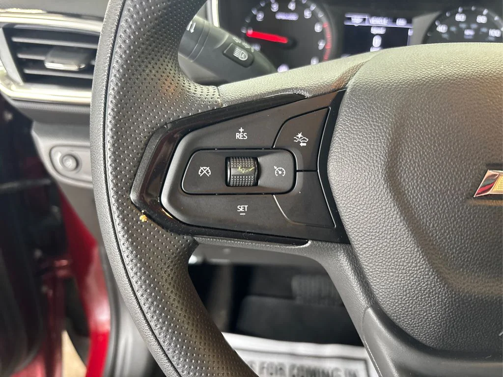 Used 2023 Red Chevrolet LT image 26