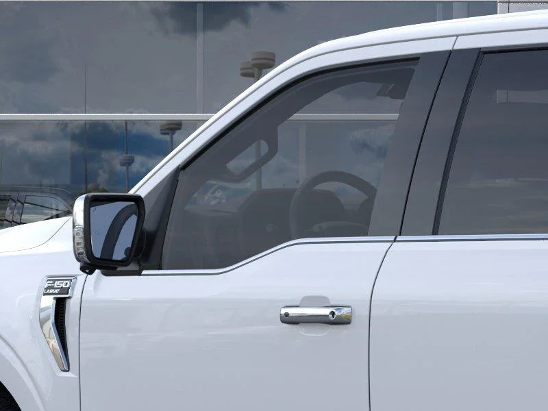 New 2026 Oxford White Ford Lariat® image 20