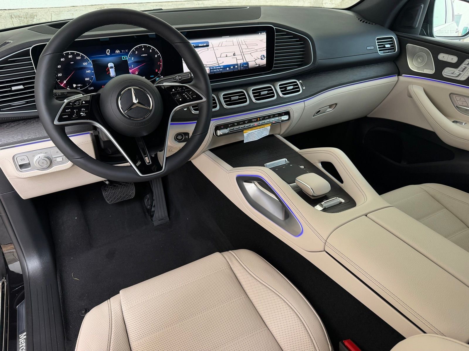 New 2026 Obsidian Black Metallic Mercedes-Benz GLE 580 image 7